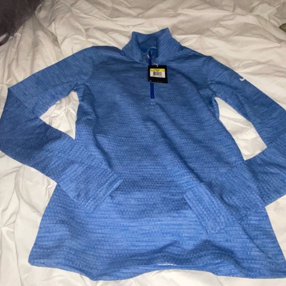 Nike Athleisure quarter zip dri-fit NWT